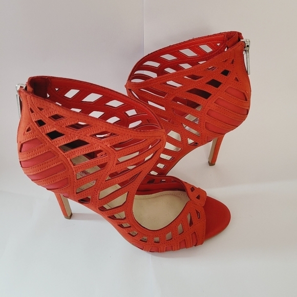 BCBGeneration Drita Red Suede Leather Laser Cut Zip Stilletto Heels - Picture 3 of 10